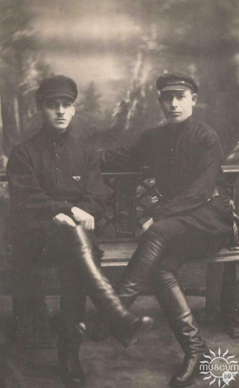 A.A. Dobrovol’skiy with a comrade. 1920s